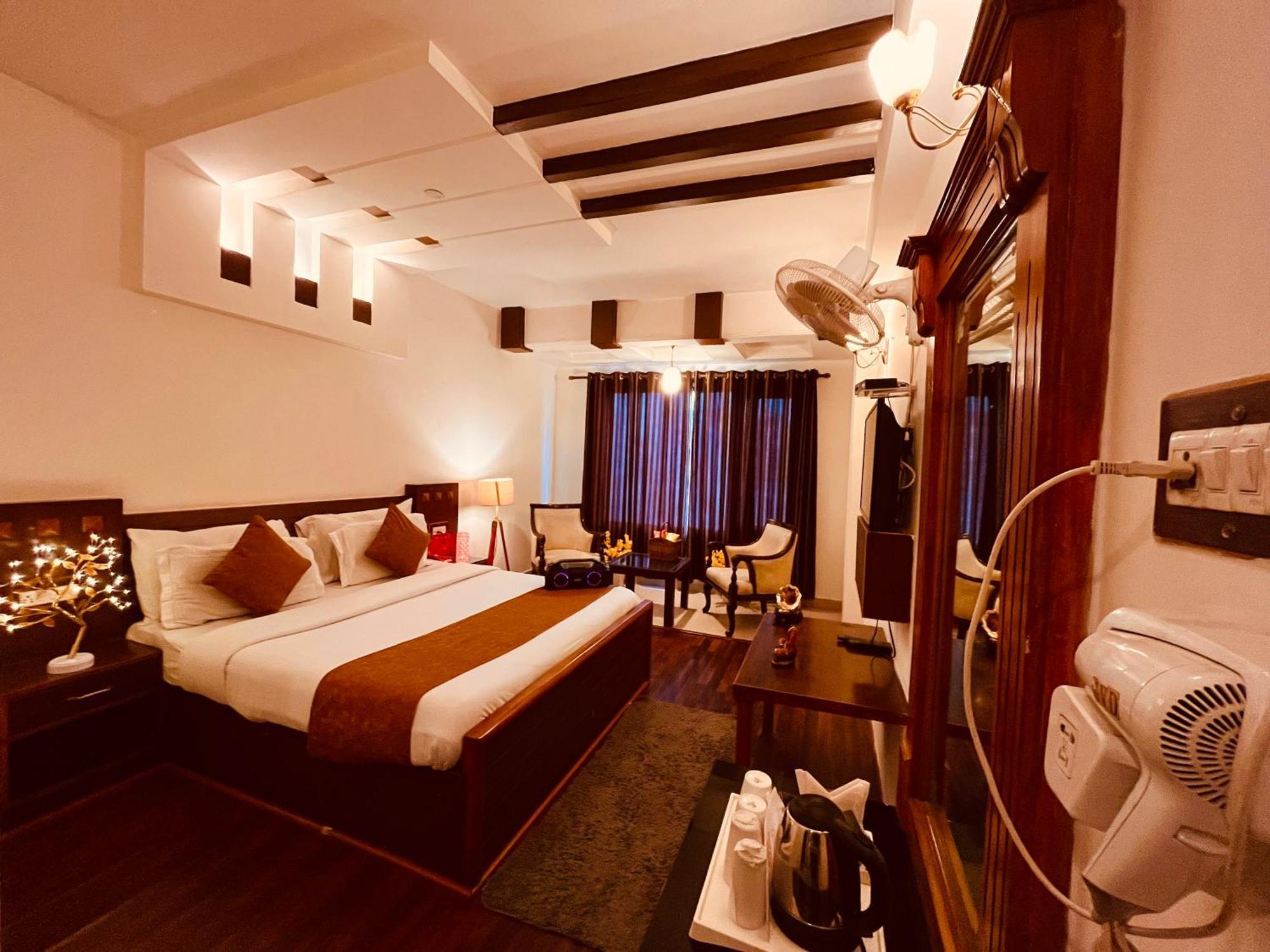Hotel Midtown Manali Εξωτερικό φωτογραφία